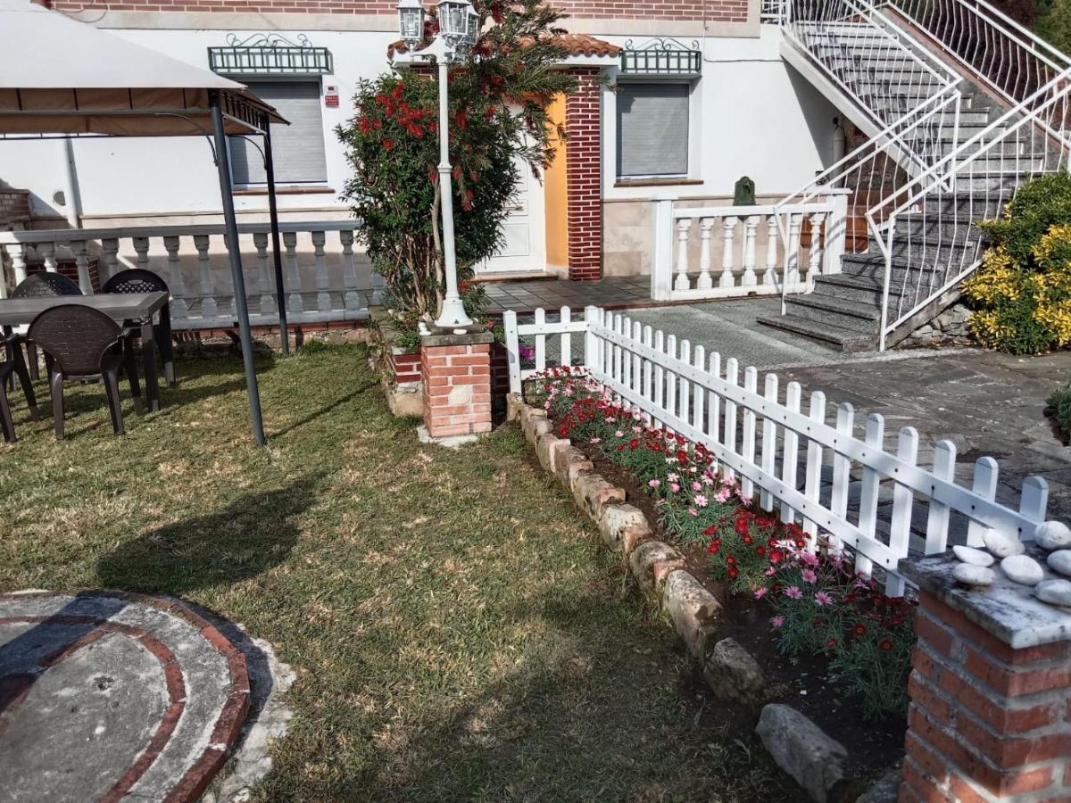Vivienda Turistica Volvere Santiurde de Toranzo Exterior photo