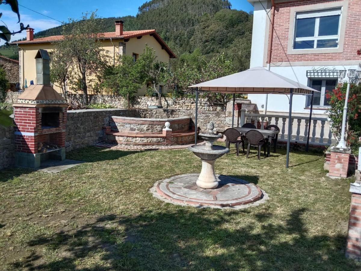Vivienda Turistica Volvere Santiurde de Toranzo Exterior photo